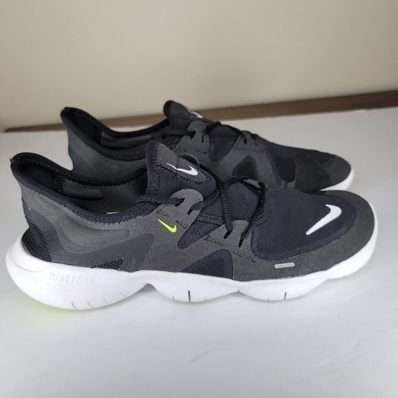 Nike Women's Track & Field Shoes Size 10 - Picture 3 of 7